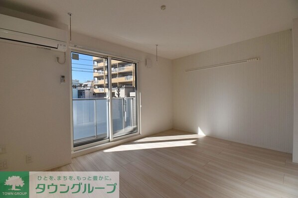 メゾン鶴丸の物件内観写真